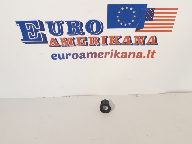 Park Sensor Rear Bracket (left)